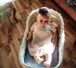 18'' UNMARKED MOLDED HAIR, COMPO MAMA DOLL,TEETH,PINK SHEER DRESS
